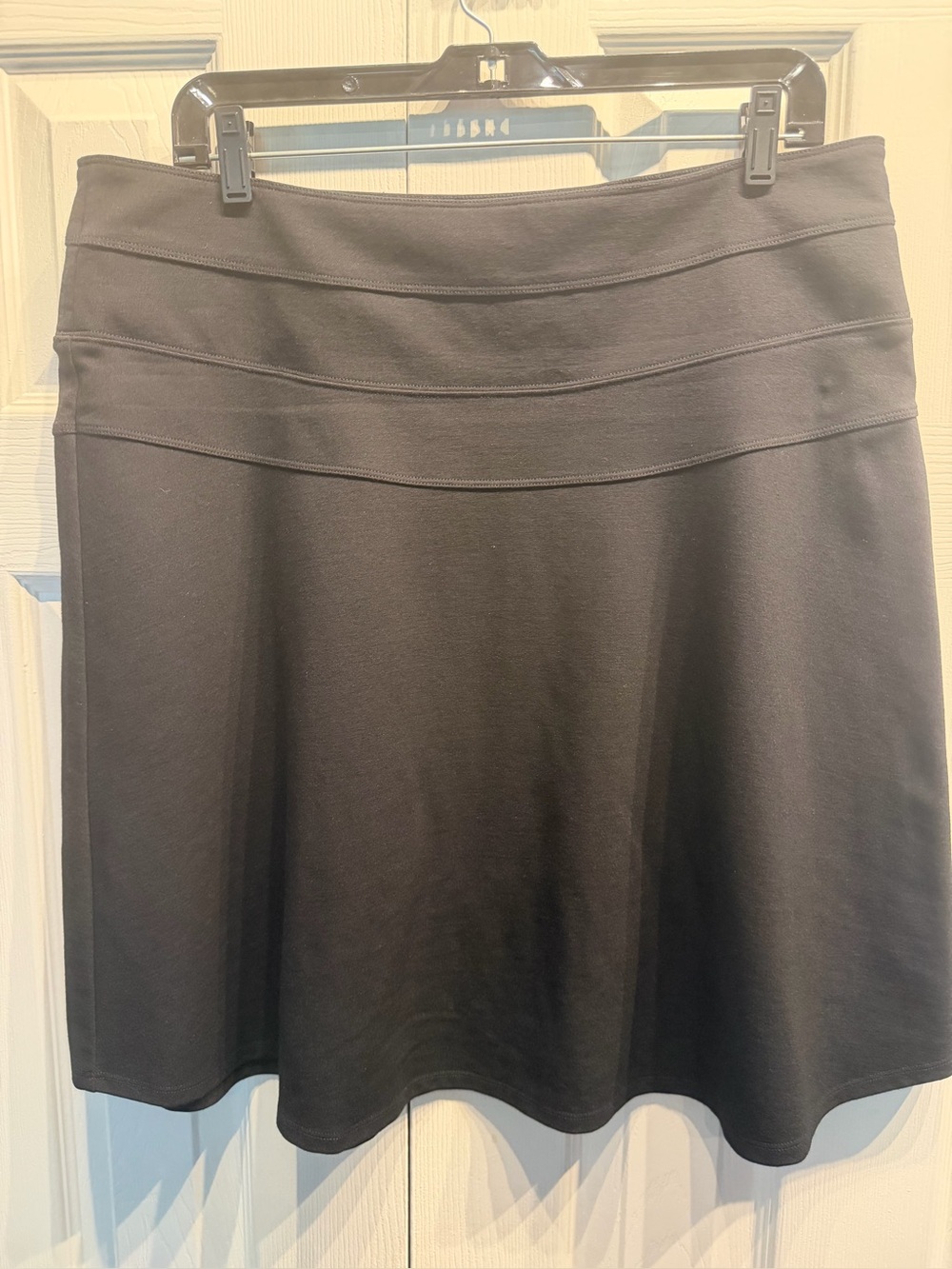 NWOT Athleta Ponte Flare Circle Skater Skirt in CLASSIC BLACK